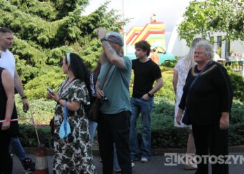 Podróż dookoła świata w „Ósemce”. Festyn szkolny pełen atrakcji