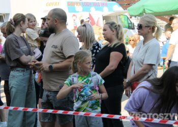 Podróż dookoła świata w „Ósemce”. Festyn szkolny pełen atrakcji