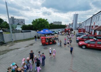 Blisko 500 dzieci odwiedziło strażaków