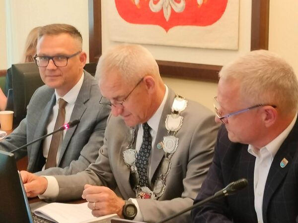 Nowy przewodniczący Rady Powiatu Krotoszyńskiego. Zastąpił Piotra Osucha