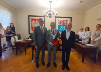 Nowy przewodniczący Rady Powiatu Krotoszyńskiego. Zastąpił Piotra Osucha