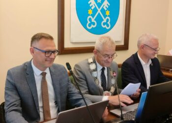 Nowy przewodniczący Rady Powiatu Krotoszyńskiego. Zastąpił Piotra Osucha