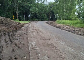 Remont drogi między Grabownicą a Kuźnicą Czeszycką