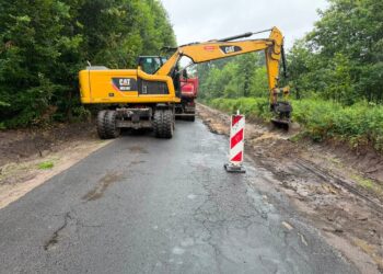 Ruszył remont drogi między Kuźnicą Czeszycką a Grabownicą
