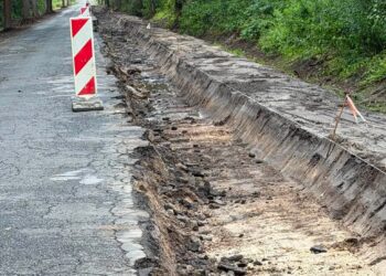 Ruszył remont drogi między Kuźnicą Czeszycką a Grabownicą