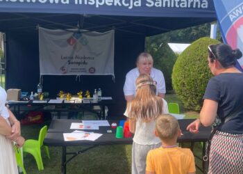 Bezpieczne wakacje z sanepidem