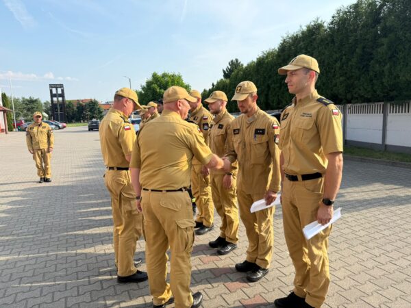 Zmiany kadrowe w krotoszyńskiej straży pożarnej. Wręczono nominacje na wyższe stanowiska Zmiany kadrowe w krotoszyńskiej straży pożarnej. Wręczono nominacje na wyższe stanowiska