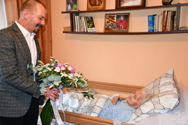 100. urodziny Teresy Fajge. Krotoszynianka odebrała gratulacje od władz miasta