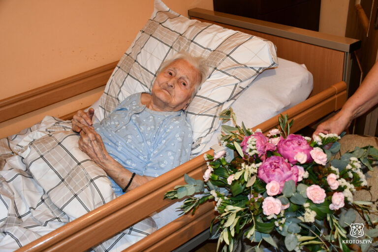 100. urodziny Teresy Fajge. Krotoszynianka odebrała gratulacje od władz miasta