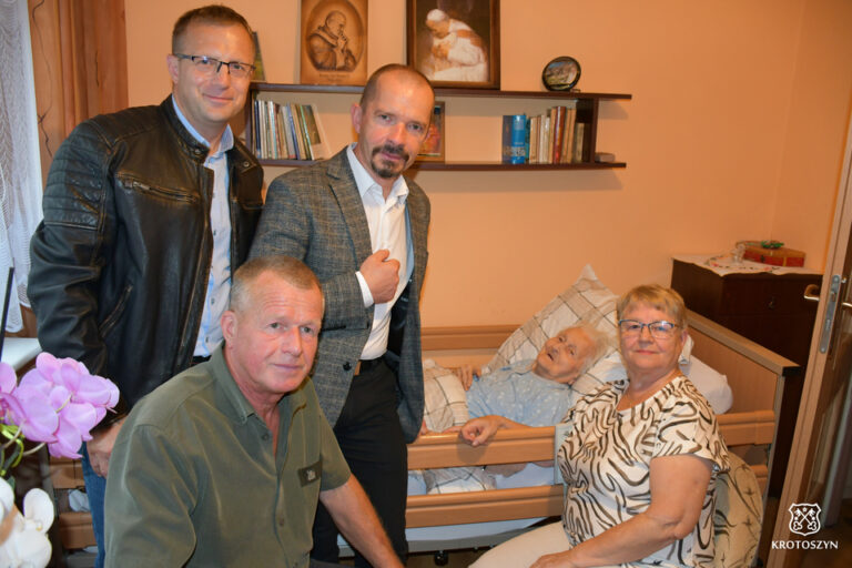 100. urodziny Teresy Fajge. Krotoszynianka odebrała gratulacje od władz miasta