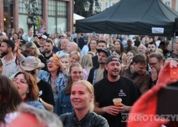 Więc Wiec rozpoczął sezon z mocnym muzycznym uderzeniem