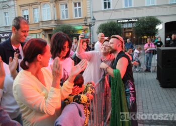 Więc Wiec rozpoczął sezon z mocnym muzycznym uderzeniem