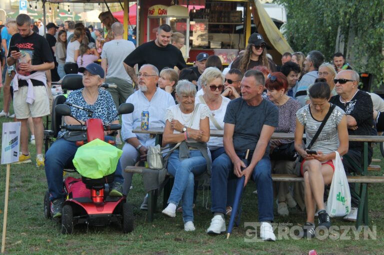 Tłumy na Błoniach! Varius Manx z Kasią Stankiewicz gwiazdą nowej imprezy