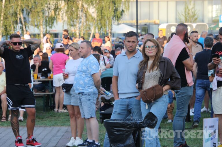 Tłumy na Błoniach! Varius Manx z Kasią Stankiewicz gwiazdą nowej imprezy