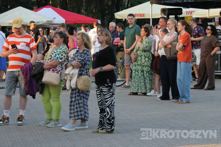 Tłumy na Błoniach! Varius Manx z Kasią Stankiewicz gwiazdą nowej imprezy