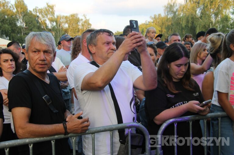 Tłumy na Błoniach! Varius Manx z Kasią Stankiewicz gwiazdą nowej imprezy