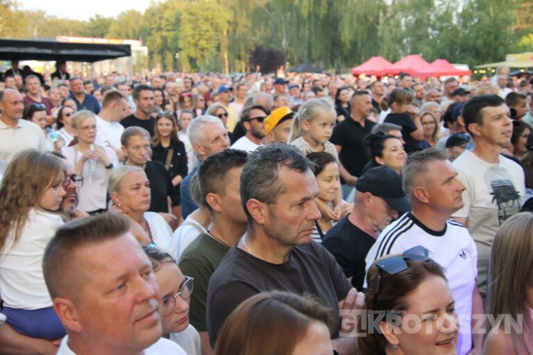 Tłumy na Błoniach! Varius Manx z Kasią Stankiewicz gwiazdą nowej imprezy