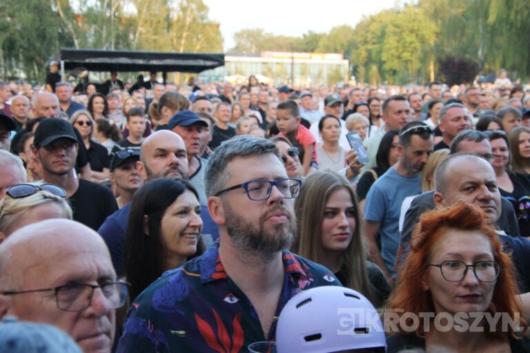 Tłumy na Błoniach! Varius Manx z Kasią Stankiewicz gwiazdą nowej imprezy