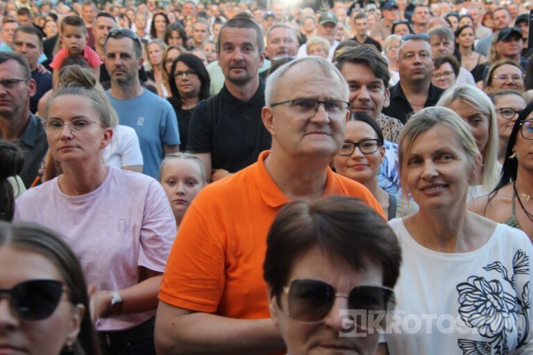 Tłumy na Błoniach! Varius Manx z Kasią Stankiewicz gwiazdą nowej imprezy