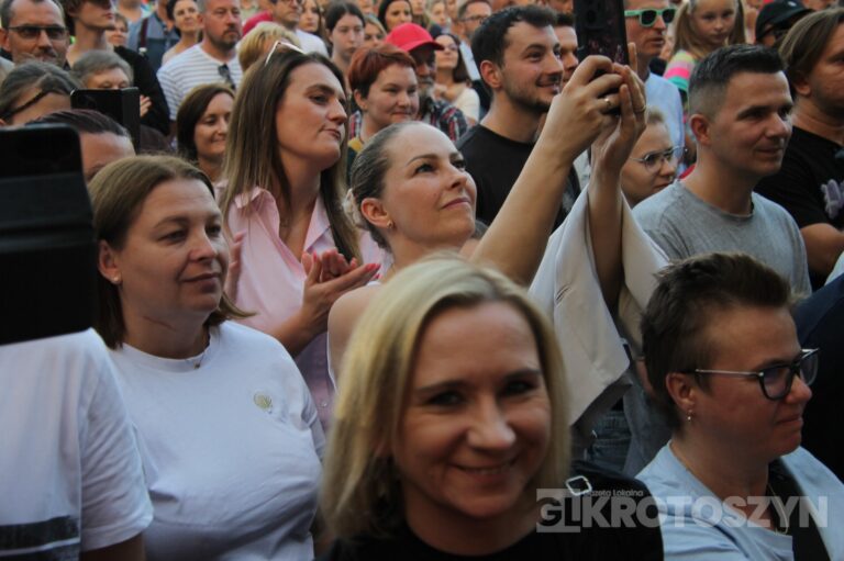 Tłumy na Błoniach! Varius Manx z Kasią Stankiewicz gwiazdą nowej imprezy