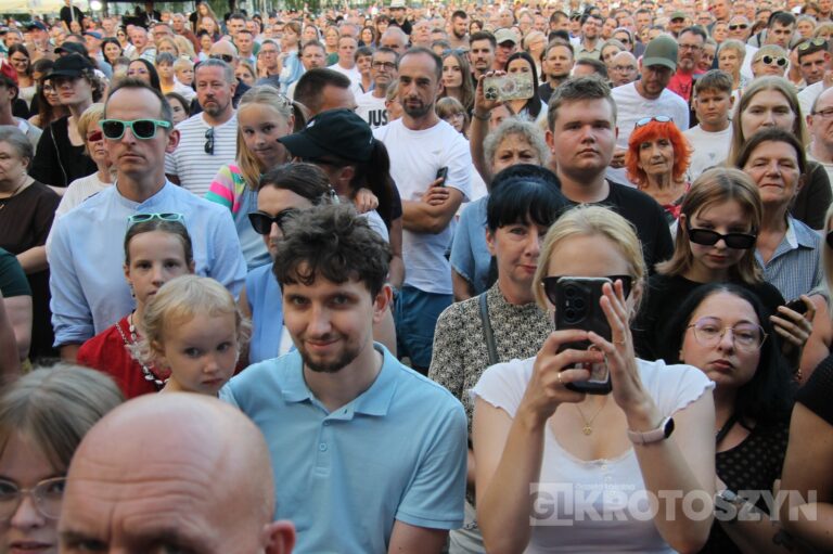 Tłumy na Błoniach! Varius Manx z Kasią Stankiewicz gwiazdą nowej imprezy
