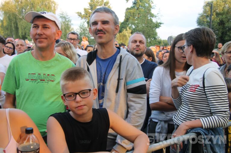 Tłumy na Błoniach! Varius Manx z Kasią Stankiewicz gwiazdą nowej imprezy