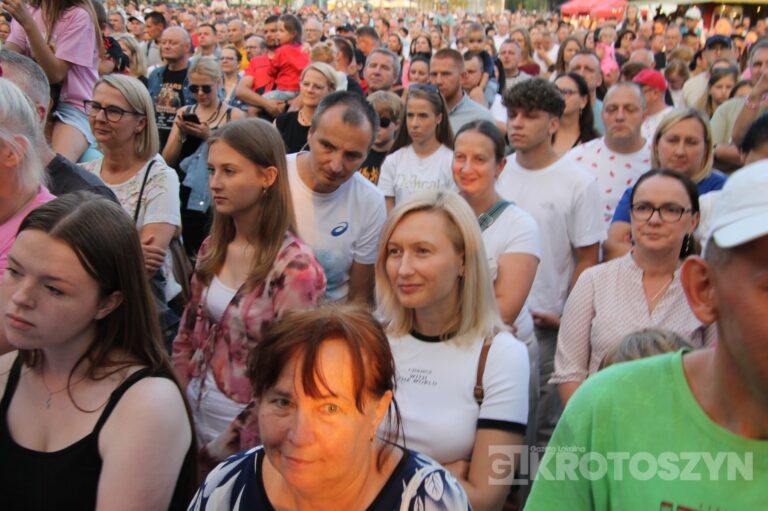 Tłumy na Błoniach! Varius Manx z Kasią Stankiewicz gwiazdą nowej imprezy