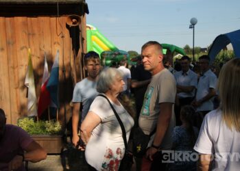 Smakowali, bawili się i pomagali. Parafialny festyn w Krotoszynie przyciągnął mieszkańców