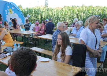 Smakowali, bawili się i pomagali. Parafialny festyn w Krotoszynie przyciągnął mieszkańców