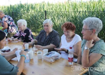 Smakowali, bawili się i pomagali. Parafialny festyn w Krotoszynie przyciągnął mieszkańców