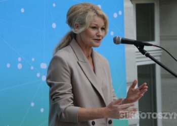 Ponad 19 mln zł na inwestycję. Otwarto zmodernizowany obiekt szpitala