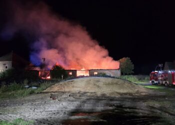 Nocny pożar w Trzaskach Nocny pożar w Trzaskach