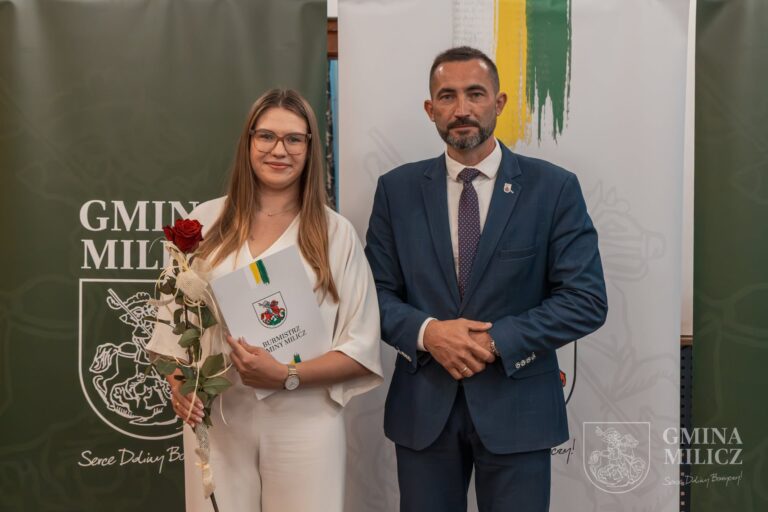 Nauczyciele odebrali akty mianowania
