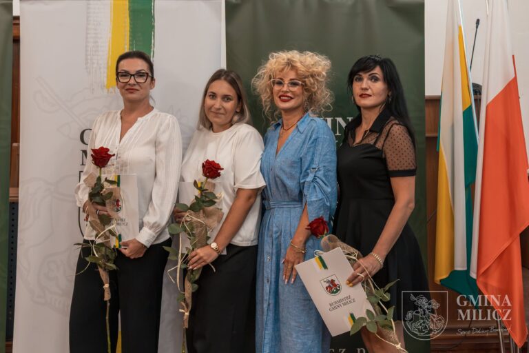 Nauczyciele odebrali akty mianowania