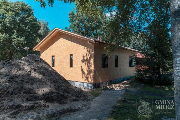 Nowa świetlica w Rudzie Milickiej nabiera kształtów