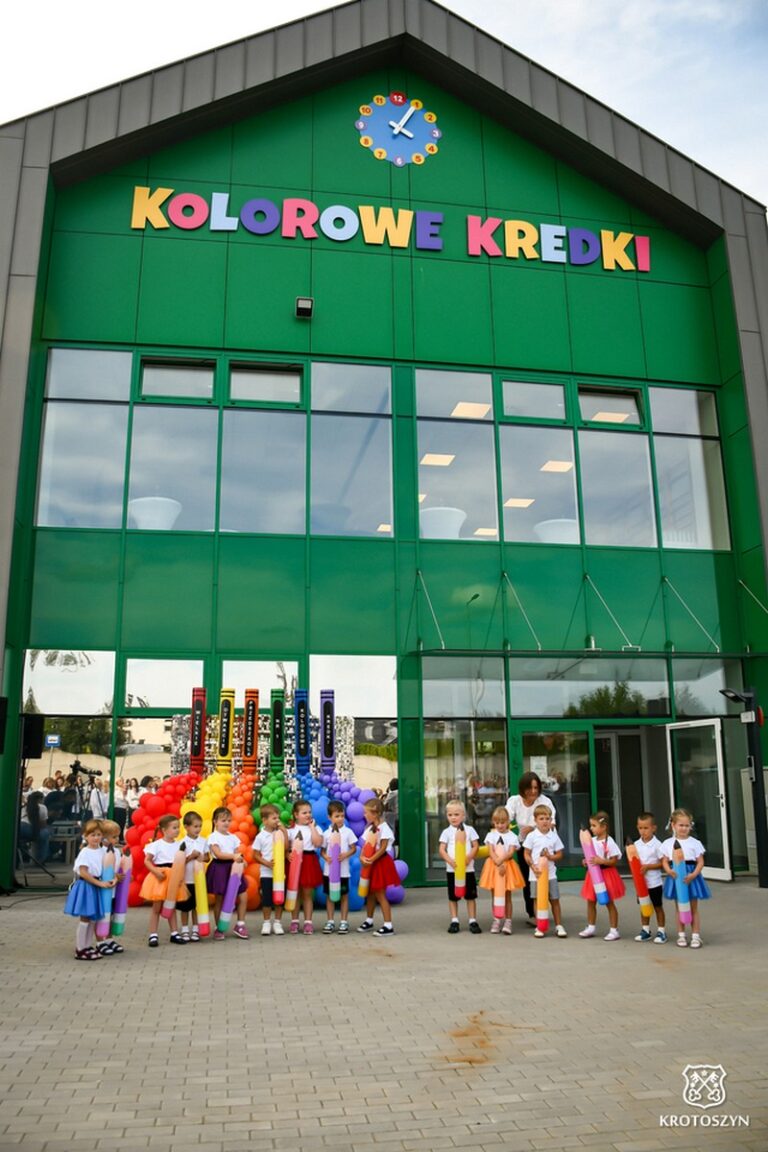 „Kolorowe Kredki” oficjalnie otwarte. Nowe przedszkole i żłobek w Krotoszynie gotowe