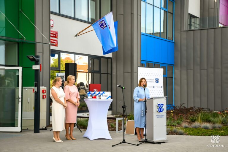 „Kolorowe Kredki” oficjalnie otwarte. Nowe przedszkole i żłobek w Krotoszynie gotowe