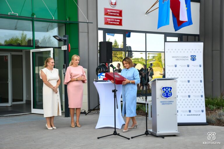 „Kolorowe Kredki” oficjalnie otwarte. Nowe przedszkole i żłobek w Krotoszynie gotowe