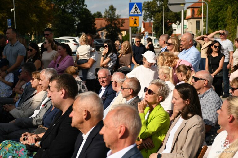 „Kolorowe Kredki” oficjalnie otwarte. Nowe przedszkole i żłobek w Krotoszynie gotowe
