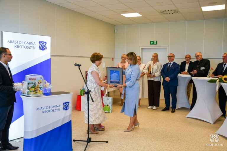 „Kolorowe Kredki” oficjalnie otwarte. Nowe przedszkole i żłobek w Krotoszynie gotowe