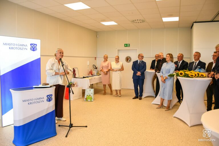 „Kolorowe Kredki” oficjalnie otwarte. Nowe przedszkole i żłobek w Krotoszynie gotowe