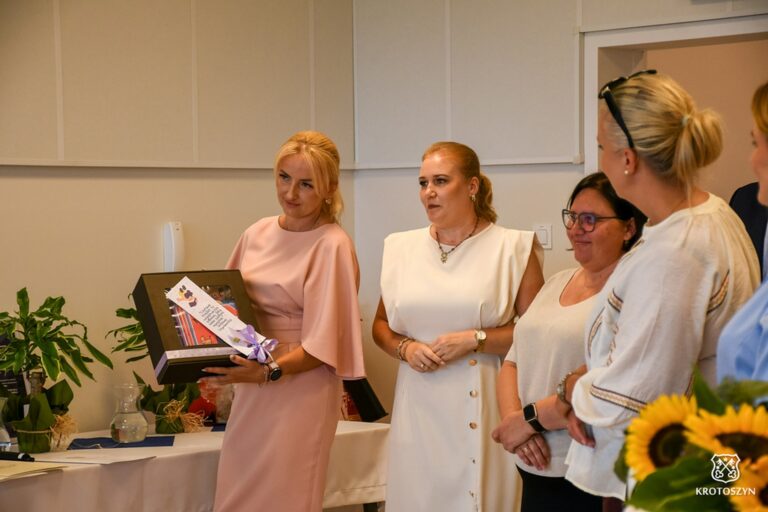 „Kolorowe Kredki” oficjalnie otwarte. Nowe przedszkole i żłobek w Krotoszynie gotowe