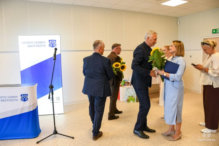 „Kolorowe Kredki” oficjalnie otwarte. Nowe przedszkole i żłobek w Krotoszynie gotowe
