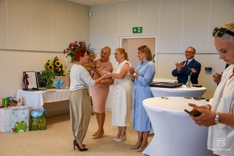 „Kolorowe Kredki” oficjalnie otwarte. Nowe przedszkole i żłobek w Krotoszynie gotowe