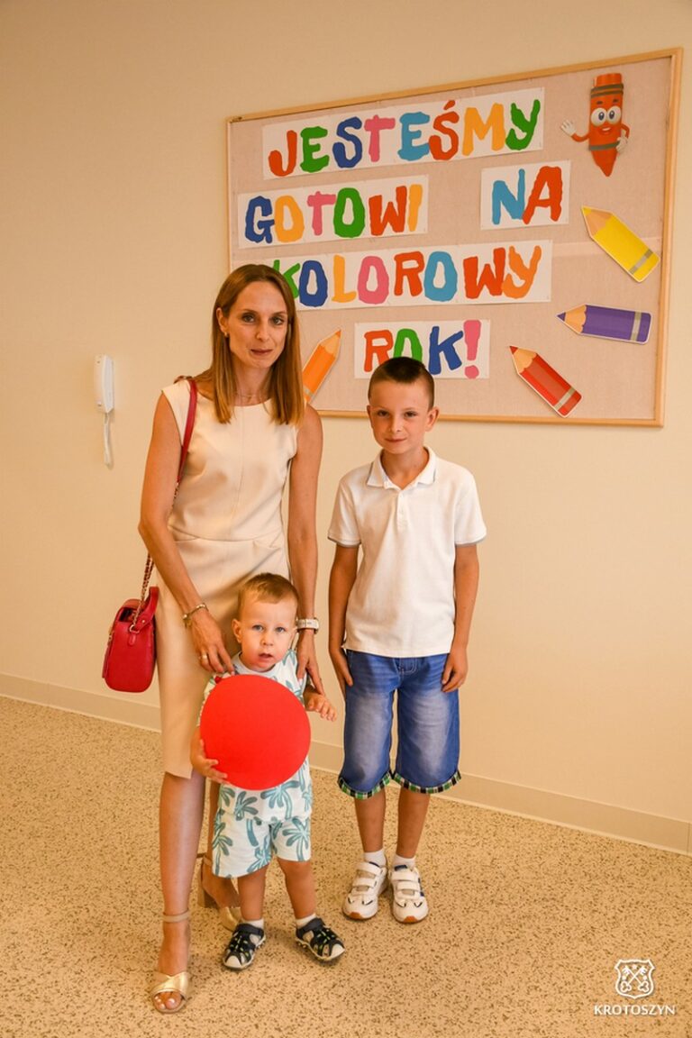 „Kolorowe Kredki” oficjalnie otwarte. Nowe przedszkole i żłobek w Krotoszynie gotowe