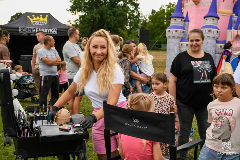 „Kolorowe Kredki” oficjalnie otwarte. Nowe przedszkole i żłobek w Krotoszynie gotowe