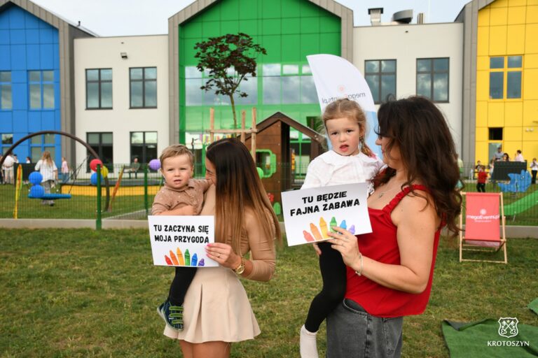 „Kolorowe Kredki” oficjalnie otwarte. Nowe przedszkole i żłobek w Krotoszynie gotowe