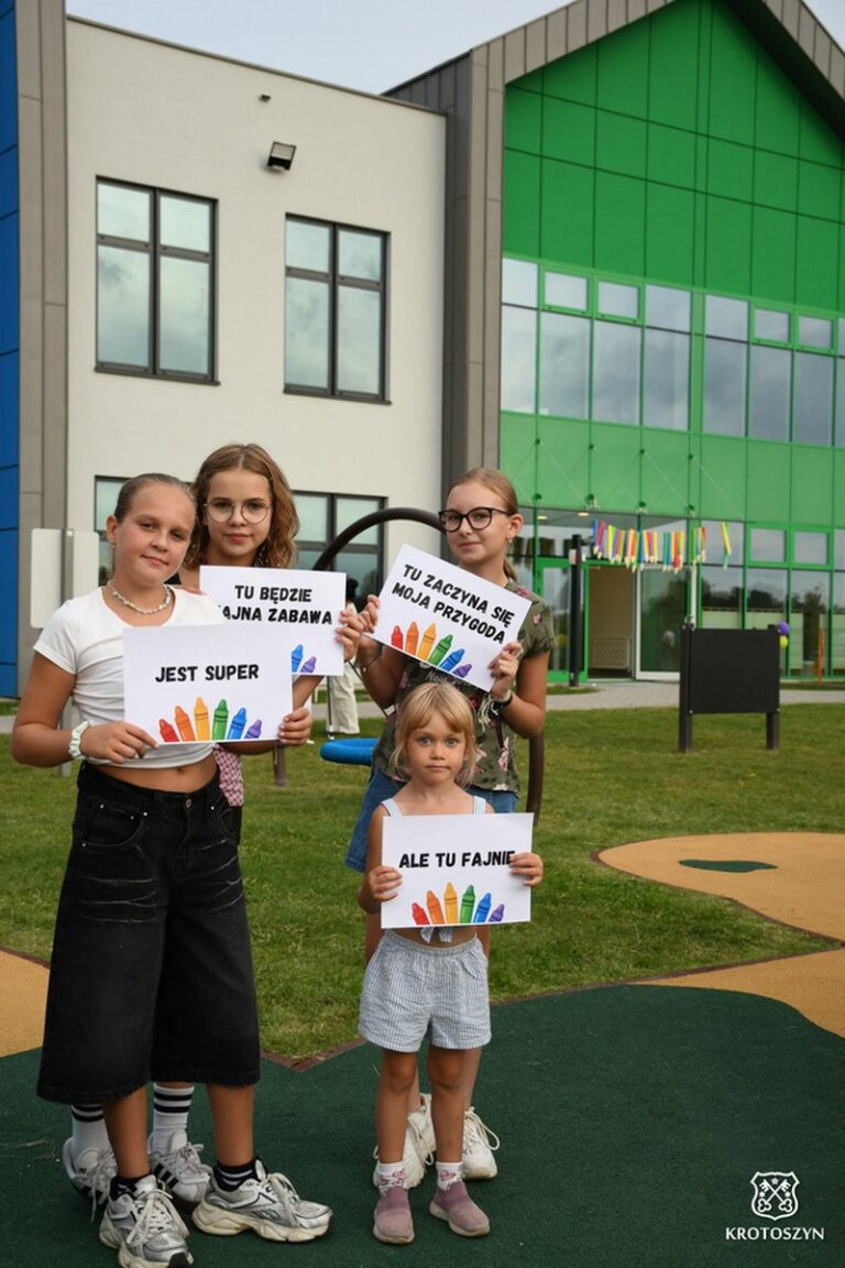 „Kolorowe Kredki” oficjalnie otwarte. Nowe przedszkole i żłobek w Krotoszynie gotowe