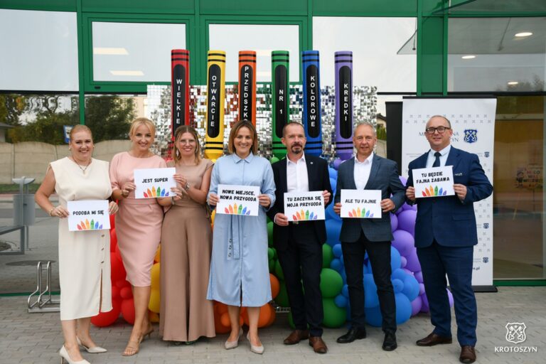 „Kolorowe Kredki” oficjalnie otwarte. Nowe przedszkole i żłobek w Krotoszynie gotowe