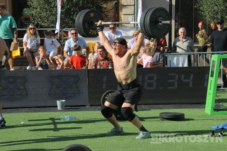Krotoszyński Rynek opanowali najlepsi crossfiterzy. Wielki finał LOGinLAB!